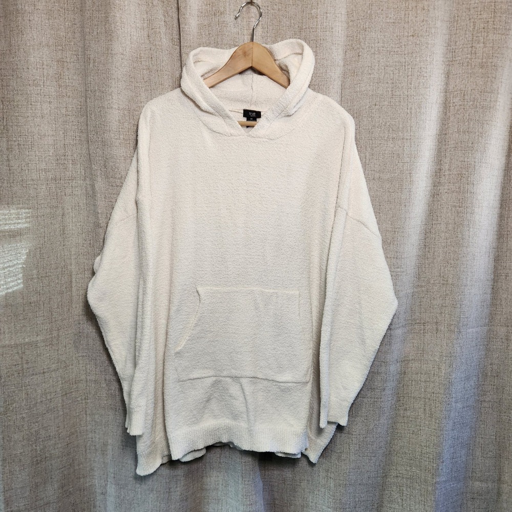 True By rue21 Oversized Pulloverā Hoodie One Size White Long Sleeve Front Pocket